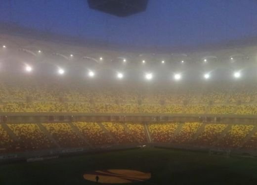 Steaua s-a dus la Primarie sa ceara aprobare pentru a acoperi stadionul: "Trebuia sa faceti cerere cu 3 zile inainte" :)