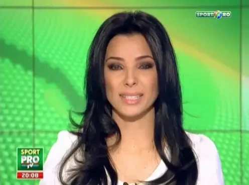 Cristea a facut pe Mos Craciun pentru Bianca! O cere de nevasta in seara de Revelion? La ce se asteapta Bianca: