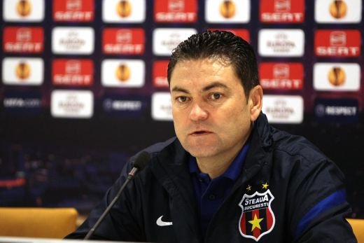 Putini antrenori din Liga I au mai trait asa ceva: Cum s-a trezit Ilie Stan cu 50 de jucatori in lotul Stelei la finalul turului