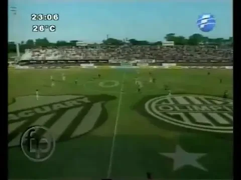 VIDEO! Cum se pot rezolva problemele de arbitraj din Romania. Un arbitru a fost suspendat 6 luni dupa un penalty INVENTAT! Faza care l-a ingropat: