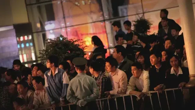 Ce legatura poate fi intre dragoni, arte martiale si masini? Chinezii au gasit-o!