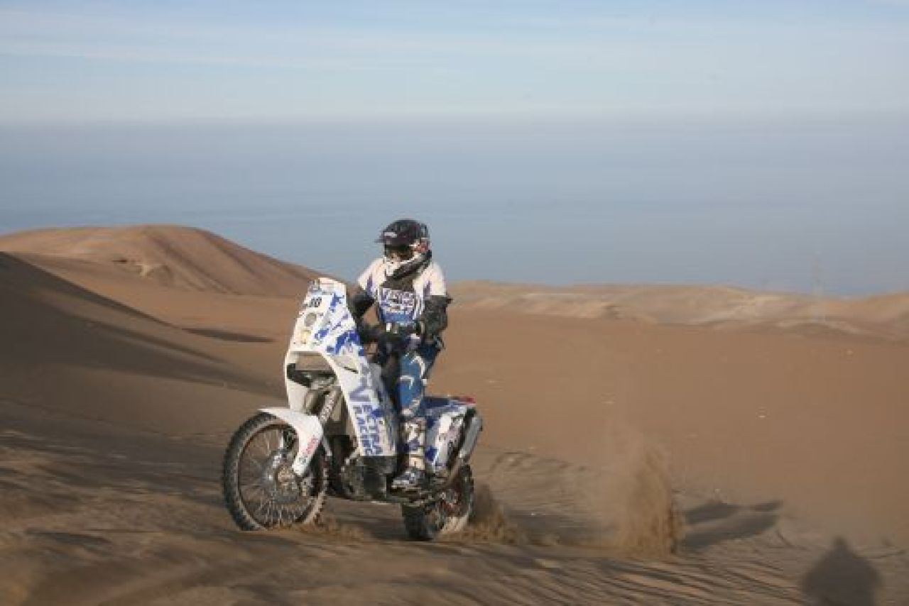 Vectra Racing pleaca marti catre Dakar! Vezi care sunt pilotii ce vor reprezenta Romania la cel mai dificil raliu din lume:_3