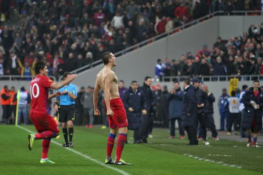 Ce TRADITIE stelista a fost interzisa prin lege! Toti jucatorii s-au trezit cu citatie acasa: Am ramas socati cand am vazut plicul in usa