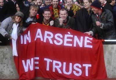 Este clar, Arsenal nu face niciun transfer in aceasta iarna! Wenger nu-si gaseste nici macar buzunarul! SUPER FAZA pe banca tehnica :))