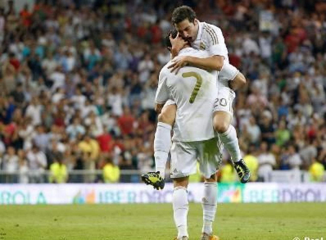 VIDEO: Mourinho a murit si a inviat din nou cu Malaga! Real a fost condusa cu 2-0! La pauza a facut TOATE schimbarile!_3