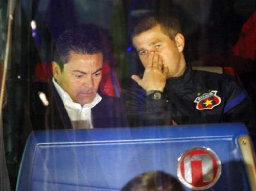 Stelistii, speriati de transferuri: Avem 5 jucatori noi. Sper sa ne oprim aici Ce probleme poate avea Steaua: