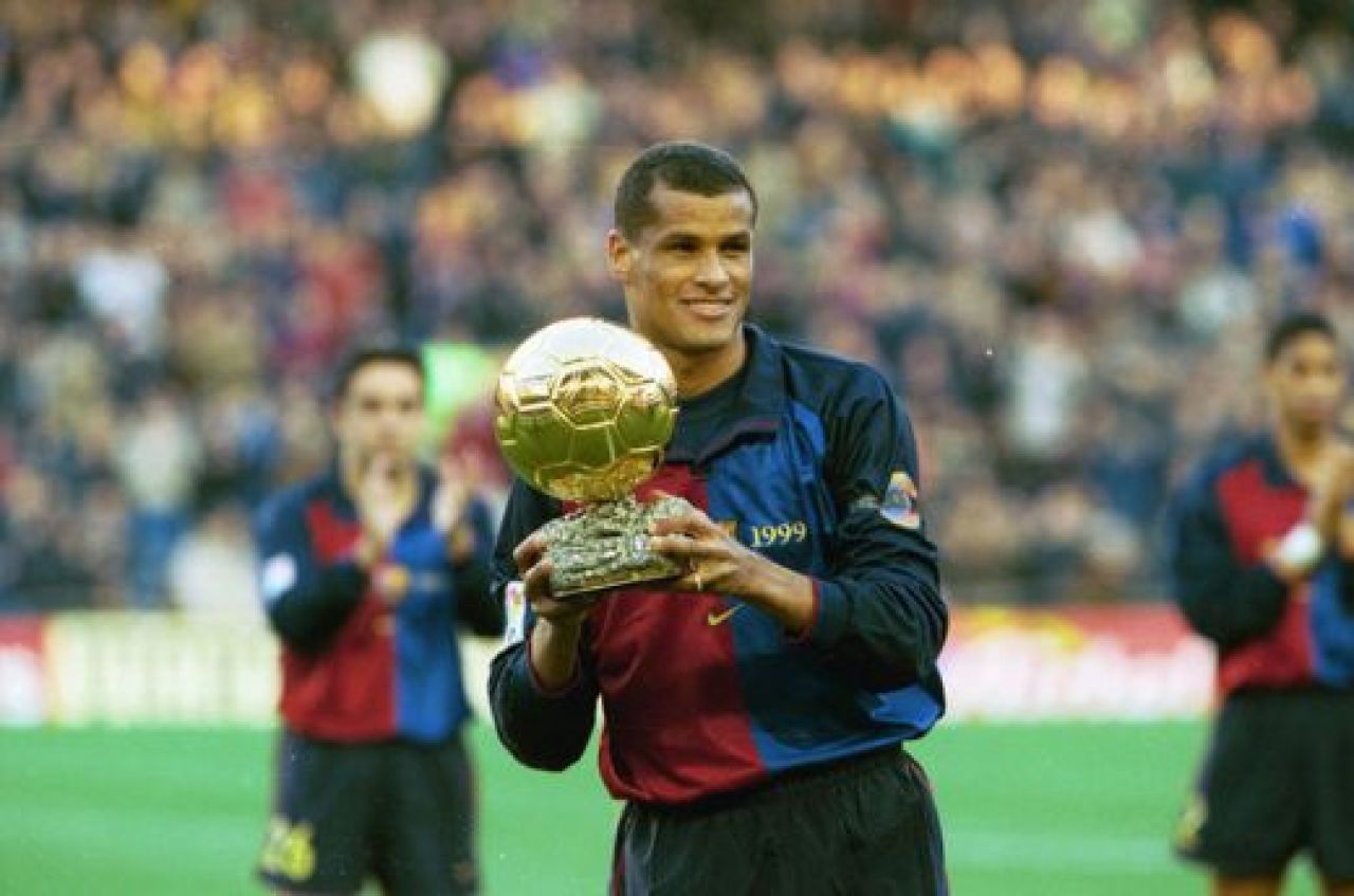 Imagini GENIALE cu cele 9 Baloane de Aur inventate de Barcelona! Care a fost cel mai mare extraterestru din istorie?_6
