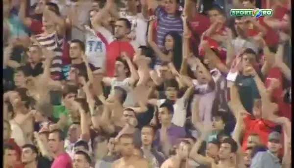 VIDEO: Steaua s-a trezit cu o scrisoare-soc de la un fost dinamovist care vrea sa devina stelist! Reactia lui Duckadam: