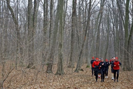 FOTO: Primele imagini OFICIALE cu Stratila si Curtean in tricoul lui Dinamo! Vezi cum i-a alergat Ciobotariu prin padure_9