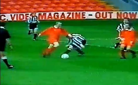 O minunatie de VIDEO! Rooney, la 10 ani, golazo pe Anfield! Cel mai tare clip pe care il poti vedea astazi!