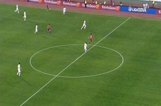 Faza care declanseaza un nou razboi intre Barca si Real! Momentul in care Real a fost ajutata de arbitri sa ia avans de 8 puncte in Spania