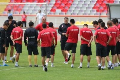 Dinamovistii preiau moda Rapidului! Au inceput repatrierile! Ce atacant revine in forta sa ia titlul cu Dinamo: