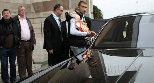 6 milioane de dolari in stand-by! Meciul dintre Bute si Froch s-a ANULAT! Vezi motivul si care sunt cele doua variante de rezerva pentru roman!