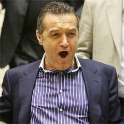 Cine este MISTER PRESIUNE si cum va aparea in vestiarul Stelei in retur! El este PRIMUL care pleaca de la Steaua:_6