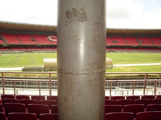 FOTO INCREDIBIL! Un stadion renovat din Romania a ajuns de rasul lumii! E pe lista arenelor cu cele mai mari gafe de constructie!_4
