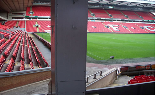 FOTO INCREDIBIL! Un stadion renovat din Romania a ajuns de rasul lumii! E pe lista arenelor cu cele mai mari gafe de constructie!_8