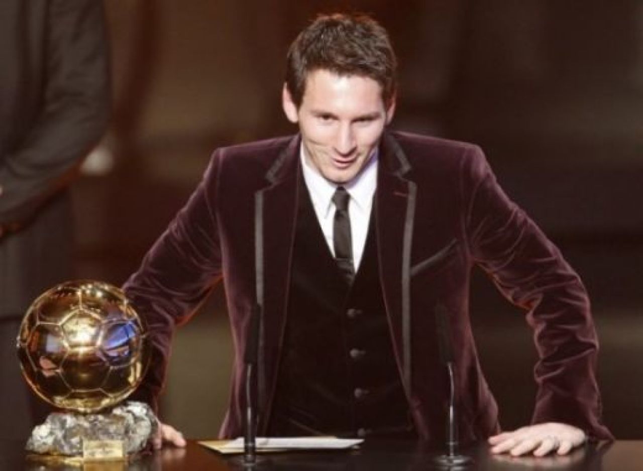 VIDEO & FOTO: Cele mai proaste 5 momente de la Balonul de Aur!