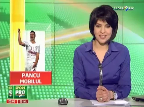 beaMister Bean Pancu face senzatie cu mini-masina lui! Colegii rad de el: Ne e frica sa nu ii calcam masina! :))