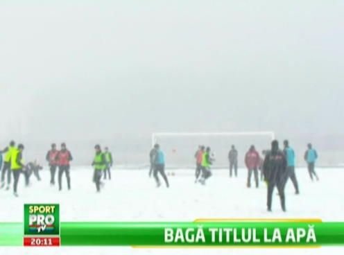 Rapidistii cred ca pot aduce titlul in Giulesti: "Il dezbracam pe Copos. Vrem sa-l vedem cum inoata in lac"