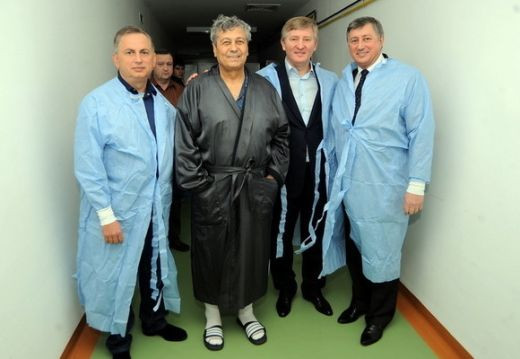 Mircea Lucescu scapa de COSMAR! Medicii i-au dat voie sa plece din spital dupa 17 zile!