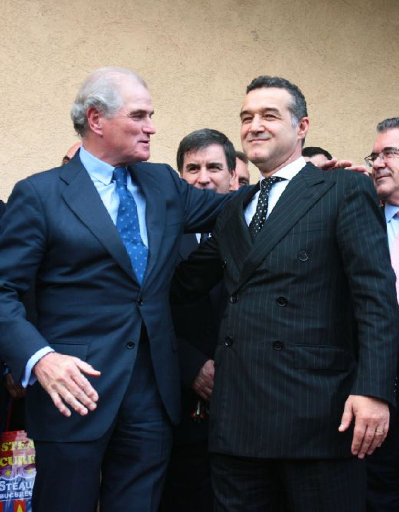 SUPER FOTO: 9 ani de Gigi patron, mii de imagini EPICE! Vezi cele mai tari fotografii cu Gigi Becali de cand a ajuns BOSS la Steaua_5