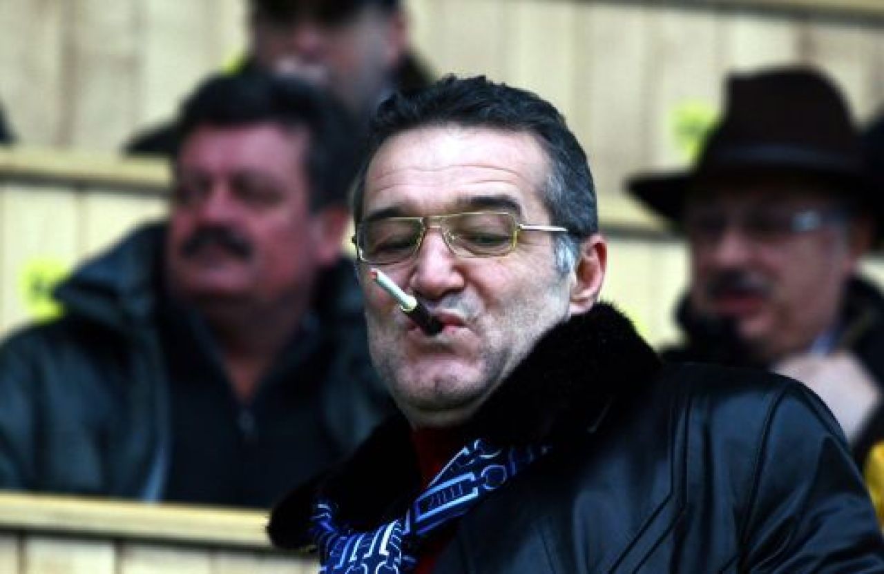 SUPER FOTO: 9 ani de Gigi patron, mii de imagini EPICE! Vezi cele mai tari fotografii cu Gigi Becali de cand a ajuns BOSS la Steaua_8