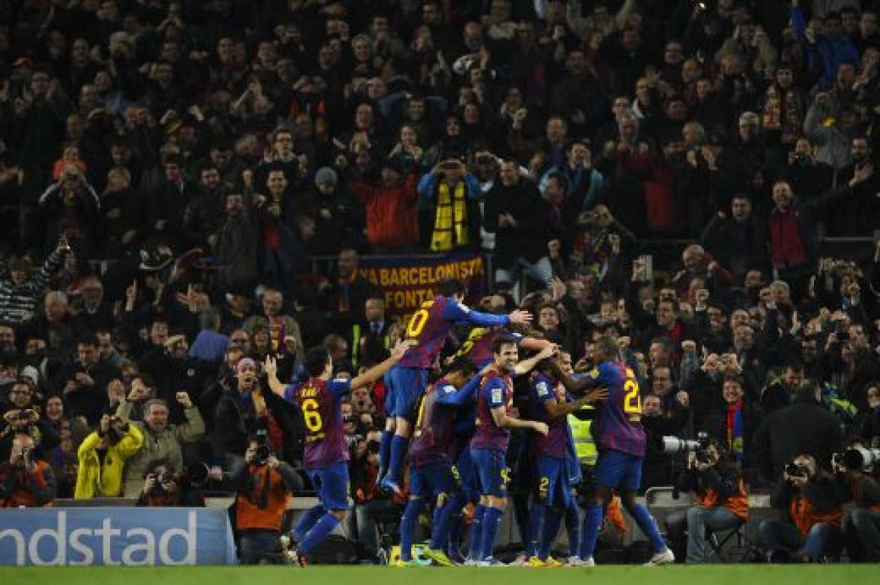 Barca este in semifinale: Barcelona 2-2 Real Madrid! Messi s-a razbunat pe Pepe. Dani Alves, gol fenomenal! VIDEO_9