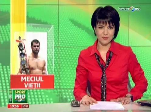 VIDEO: Ghita nu se astepta la asa ceva! Dupa victoria printr-un KO devastator, a fost pus la podea de CENTURA! Era prea gre :))