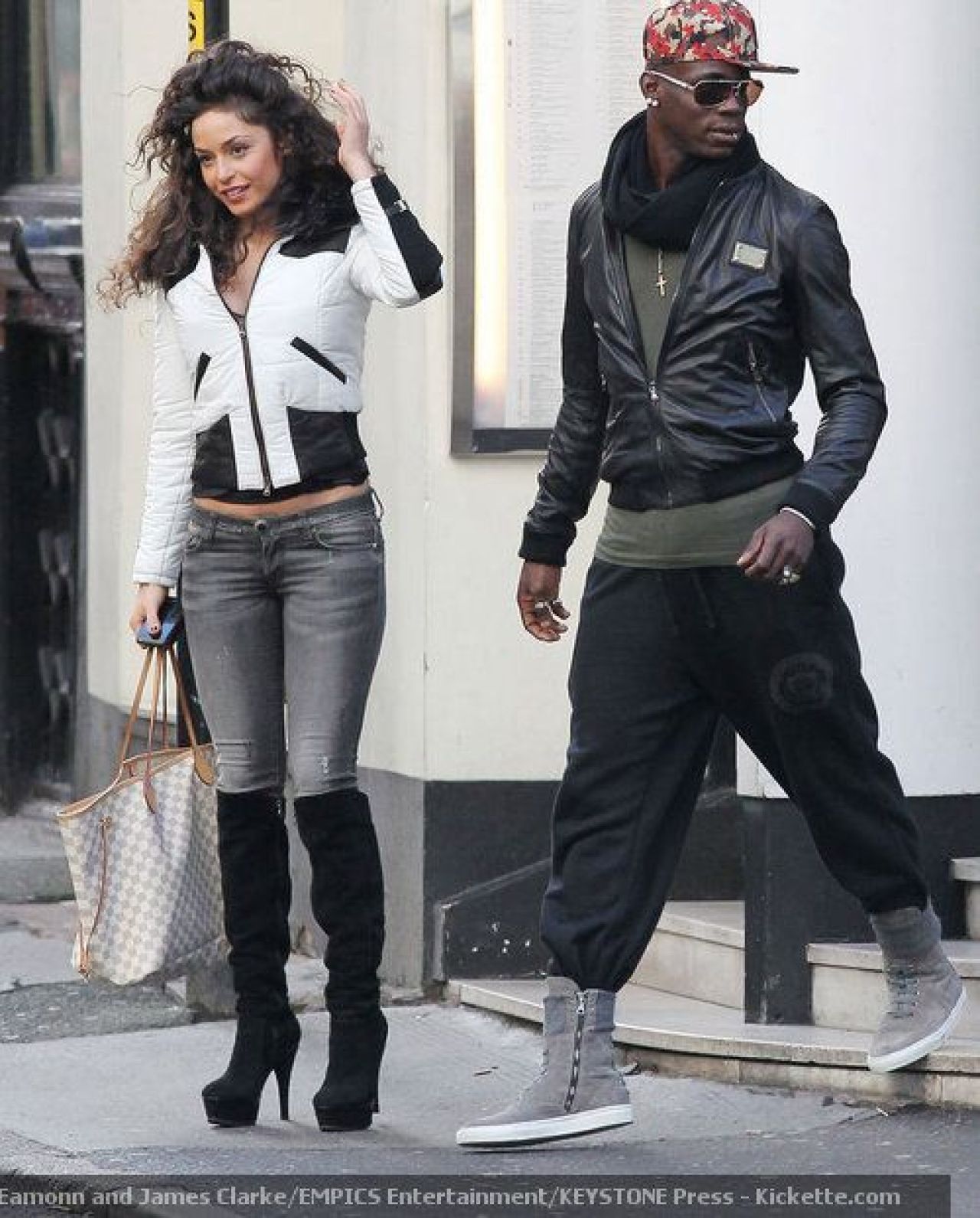 FOTO: Balotelli, locul 2 in topul celor mai bine imbracati barbati DIN LUME! Fanii nu il uita: A mers la cina in trening :)_5