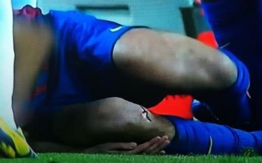 80.000 de fani au uitat sa mai respire cand le-au vazut fetele! Fabregas si Guardiola, ingroziti de durere la accidentarea lui Busquets! Reactia lui Cesc:_2