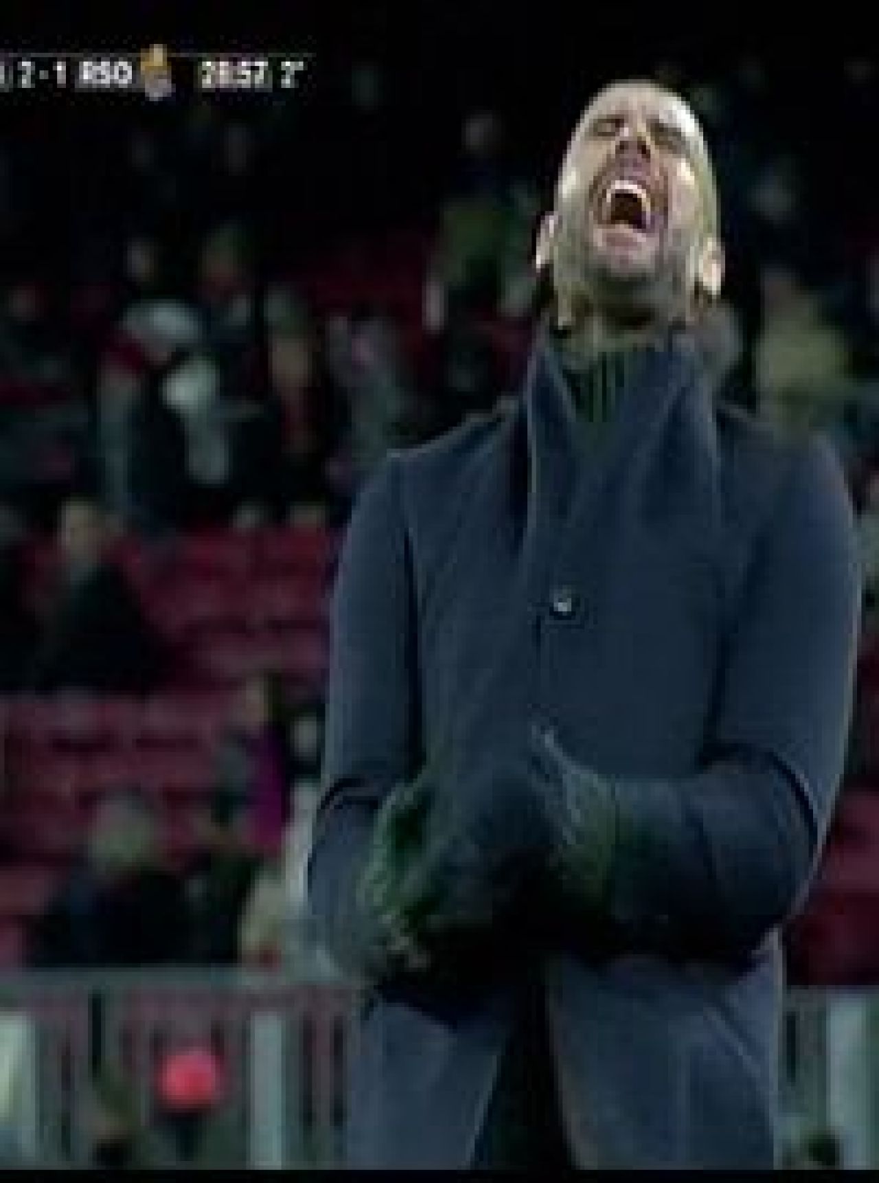 80.000 de fani au uitat sa mai respire cand le-au vazut fetele! Fabregas si Guardiola, ingroziti de durere la accidentarea lui Busquets! Reactia lui Cesc:_3