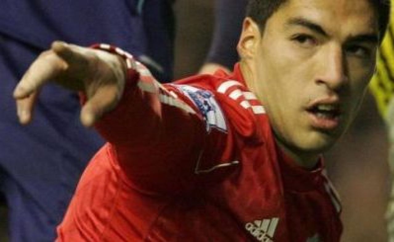 Liverpool 0-0 Tottenham! Suarez a revenit la Liverpool, care a dominat-o pe Tottenham inainte de derbyul cu Manchester! Toate fazele aici:_2