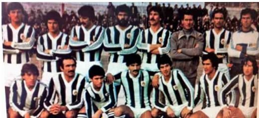 FOTO genial: Cel mai iubit si detestat antrenor al lumii a fost un MAGAR :) Momentul de glorie: 3 goluri in liga a doua! Il recunosti?_3