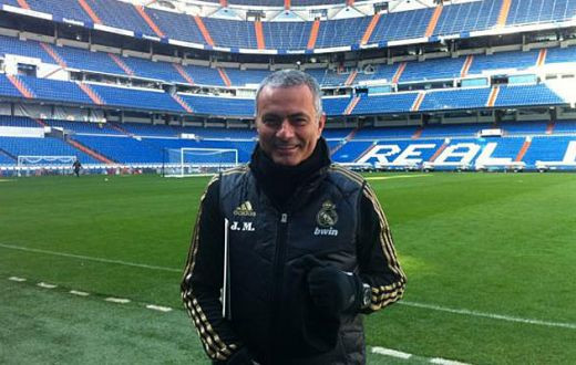 Mourinho si-a schimbat look-ul! Ii rade toata fata de cand e la 7 puncte in fata Barcelonei! Arata cu 10 ani mai tanar! FOTO