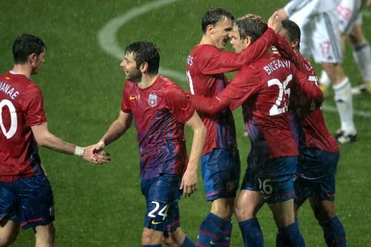 Fanii Stelei ii transmit lui Ilie Stan: Ignora-l pe Gigi! Jucatorul pe care patronul nu-l suporta iar suporterii il vor titular cu Twente: