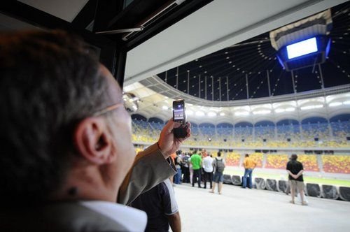 FRF incearca sa spele RUSINEA: Copiii si batranii, cei mai infocati fani ai nationalei! Ce vor sa faca la meciul cu Uruguay: