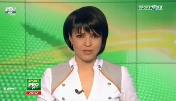 VIDEO HOT! Kate Upton i-a luat fata Irinei Shayk in Sports Illustrated! Iubita lui CR7 a pozat in bikini printre lei si elefanti: