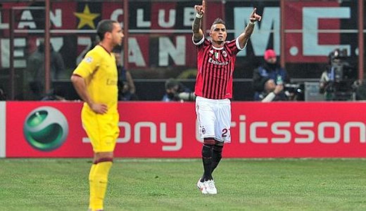 VIDEO/ Henry pleaca plangand in SUA! AC Milan 4-0 Arsenal! Dubla Robinho, gol FABULOS Boateng! Italienii cauta adversar pentru sferturi_11