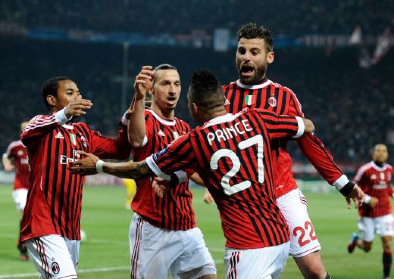 VIDEO/ Henry pleaca plangand in SUA! AC Milan 4-0 Arsenal! Dubla Robinho, gol FABULOS Boateng! Italienii cauta adversar pentru sferturi_12