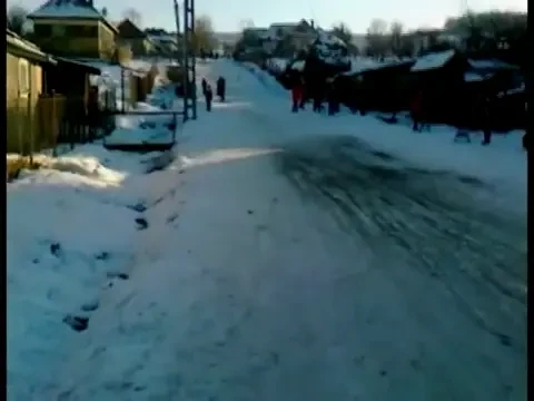 Americanii, despre clipul care a uimit internetul: Fail and win ! Norocul prostului, reinventat in Romania!