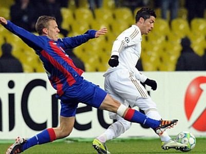 VIDEO: Rusii au scos surpriza de la frigider: TSKA Moscova 1-1 Real Madrid! TSKA a inscris in min. 93! Benzema, rapus de gerul de la Moscova!_6