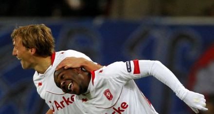 Ola John i-a pus gand rau Stelei! McClaren pregateste lovitura DECISIVA! Povestea IMPRESIONANTA a calaului de la Bucuresti: