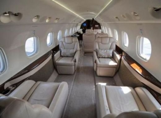 Cel mai meserias actor-cascador-cantaret-coregraf de la Hollywood si-a cumparat un SUPER avion! A dat 'doar 30 mil$! FOTO_12
