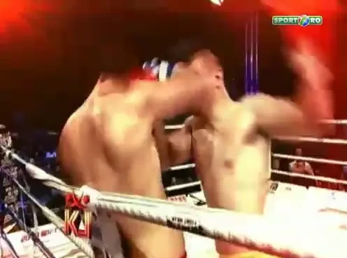 Sambata 22:00! Local Kombat &bdquo;COD ROSU-n Muntenegru!&rdquo; O gala DEMENTIALA cu Morosanu pentru prima data in piramida! Vezi tot cardul: