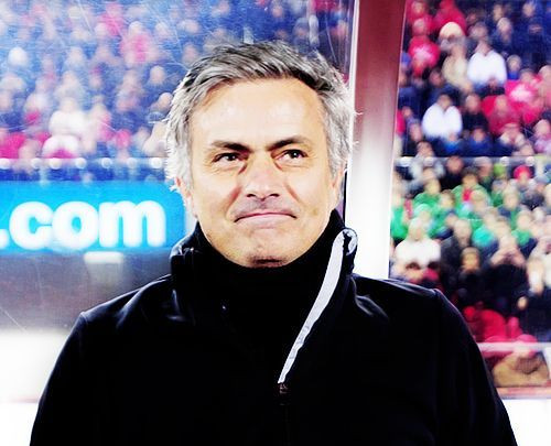 Rayo nu trebuia sa piarda! Mourinho nu se poate abtine! A vrut sa le faca un compliment adversarilor si tot pe el s-a laudat! Vezi ce-a iesit :)