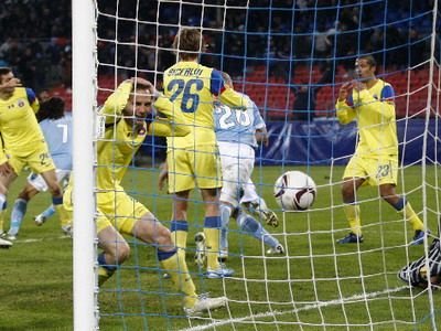 Sa nu-i mai dau gol lui Tatarusanu in prelungiri? De cine isi aduce aminte Cavani din dubla cu Steaua: jucatorul brunetel care l-a impresionat!