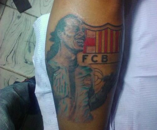 Stii sa raspunzi corect la intrebarea: Cat a jucat Ronaldinho la Barca? Pentru el n-a plecat niciodata de pe Camp Nou! FOTO