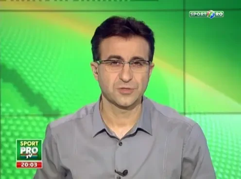 VIDEO SENZATIONAL! Marius Sumudica are ... mica Fanii l-au luat la misto la Cupa Liceelor! Ce le-a raspuns antrenorul: