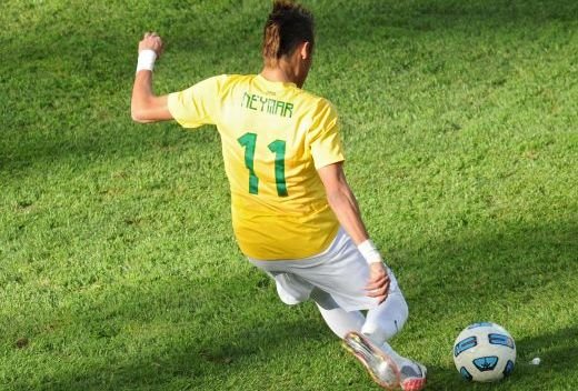 HORROR FAIL: Neymar a speriat tot stadionul Vezi in ce hal s-a prezentat la ultimul meci al Braziliei! FOTO