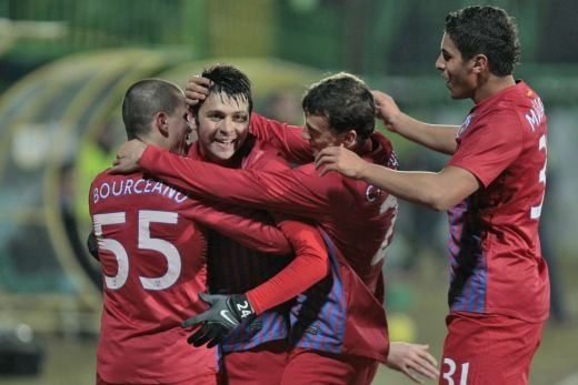Raul Rusescu il salveaza pe Ilie Stan cu ULTIMA CLASATA din Romania: Mioveni 0-1 Steaua! Vezi fazele meciului_7